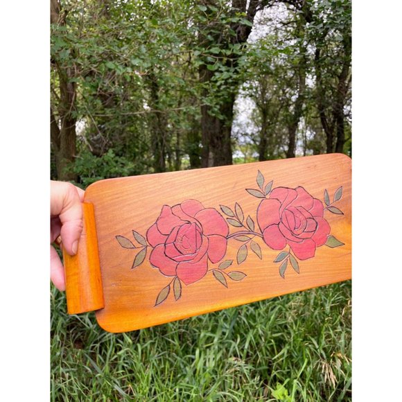 Vintage Wood Bread Serving Tray Carved Red Roses - Picture 9 of 13